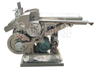 點擊查看詳細(xì)信息<br>標(biāo)題：往復(fù)式切藥機 閱讀次數(shù)：6612